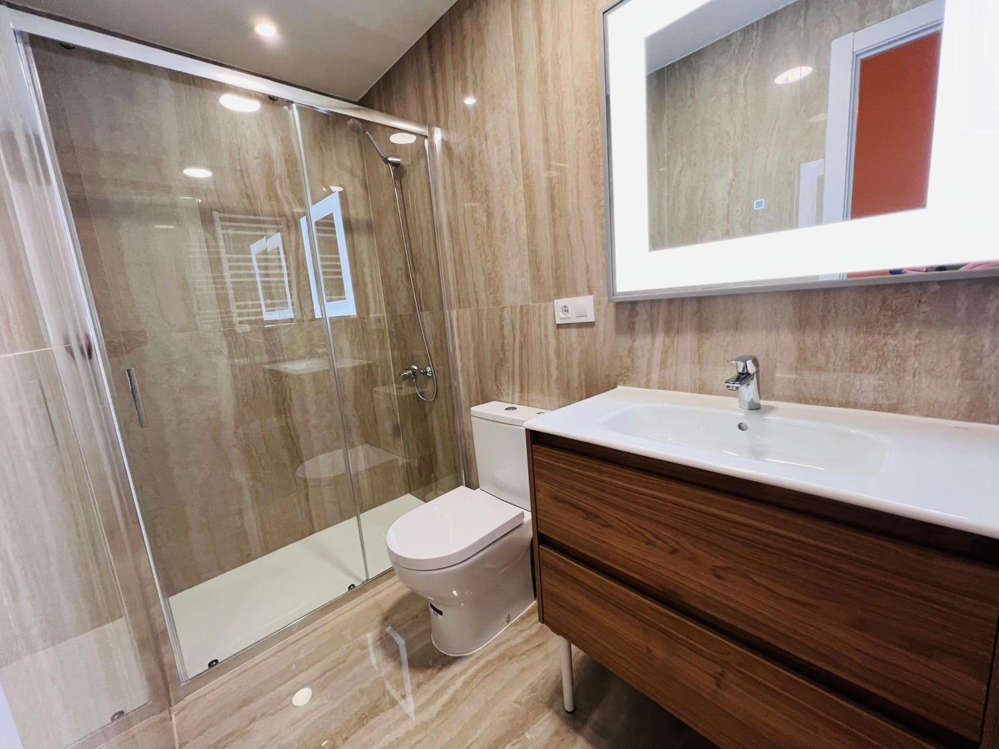 Rosa Rooms, Habitacion Con Bano Privado Pozuelo de Alarcón Dış mekan fotoğraf